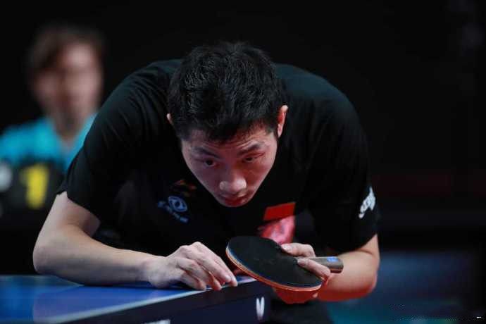 杜兰特关键补篮赢下比赛