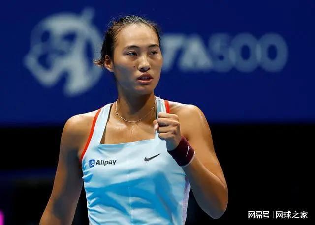 剑南春｜尤文2-1逆转卡利亚里，伊尔迪兹双响，弗拉霍维奇伤退