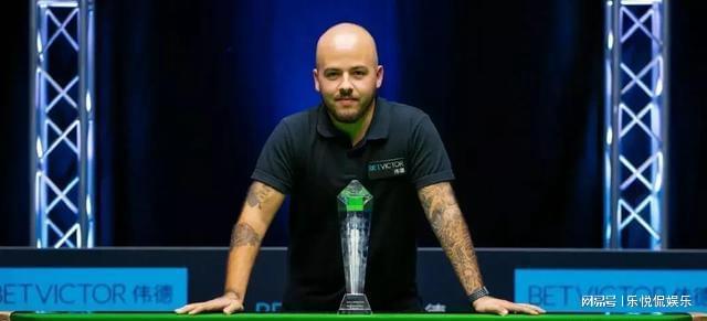 皇家马德里在圣马梅斯胜利后的录像：激情与荣耀的完美展现